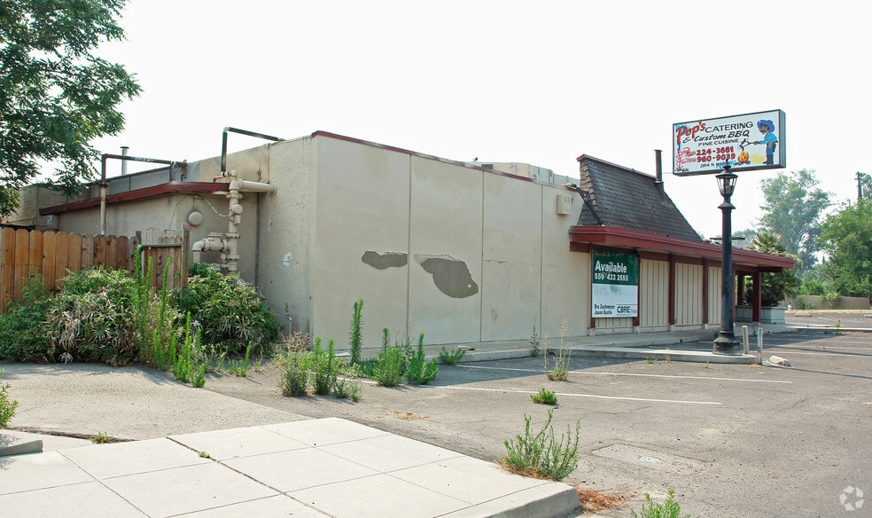 More Photos Of 2814 N Maroa Ave, Fresno General Retail For Sale