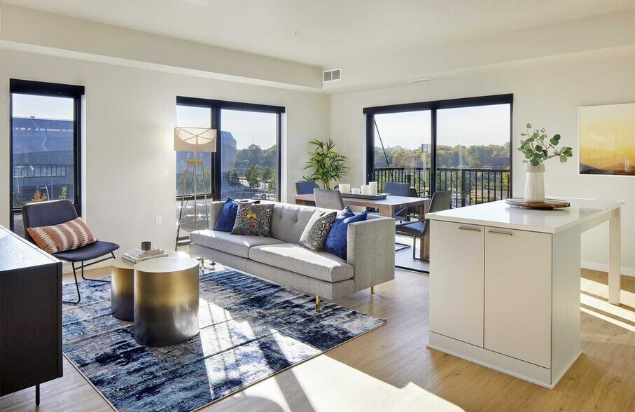 More Photos Of 427 N Snelling Ave, Saint Paul Apartments For Lease