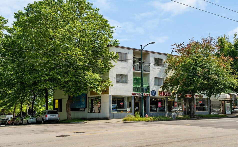 More Photos Of 4580 Sidney St, Vancouver Apartments For Sale