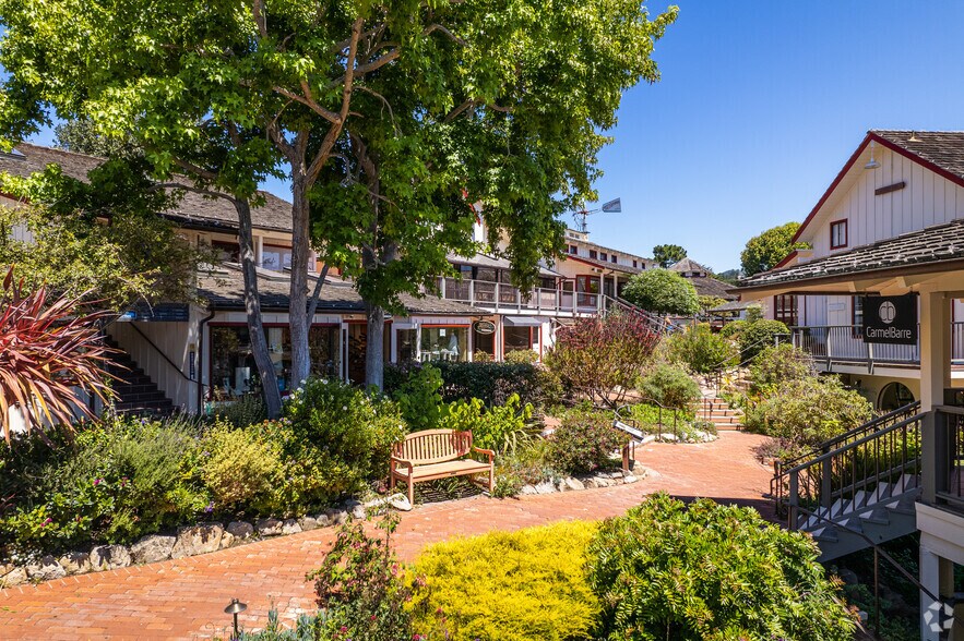 More Photos Of 3618 The Barnyard, Carmel Unknown For Lease