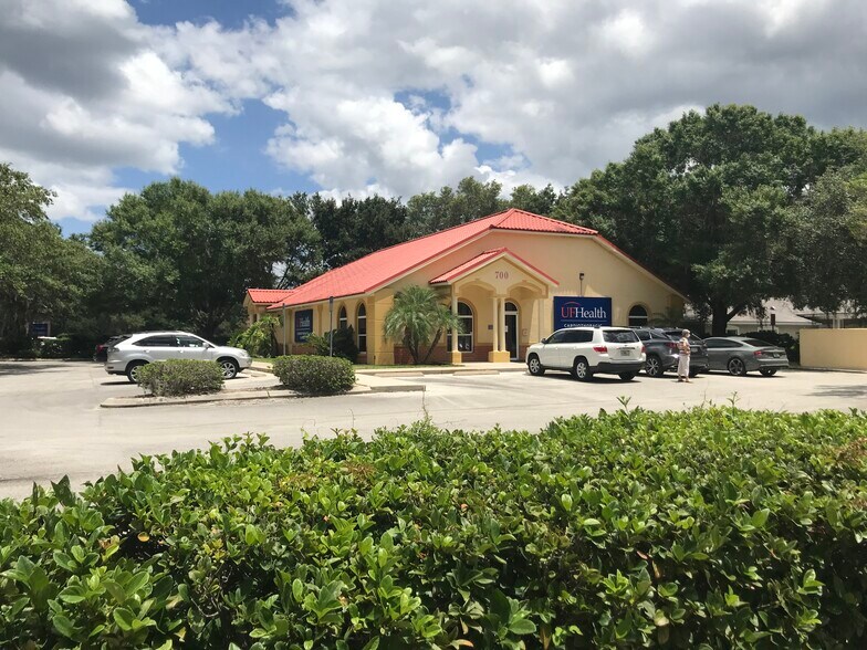 More Photos Of 700 Doctors Ct, Leesburg Medical For Sale