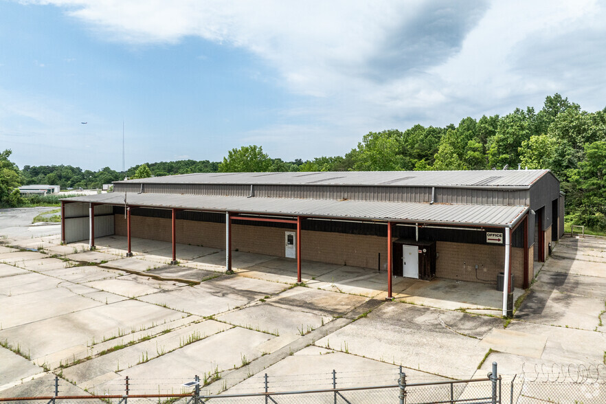 Primary Photo Of 6303 Macaw Ct, Elkridge Warehouse For Lease