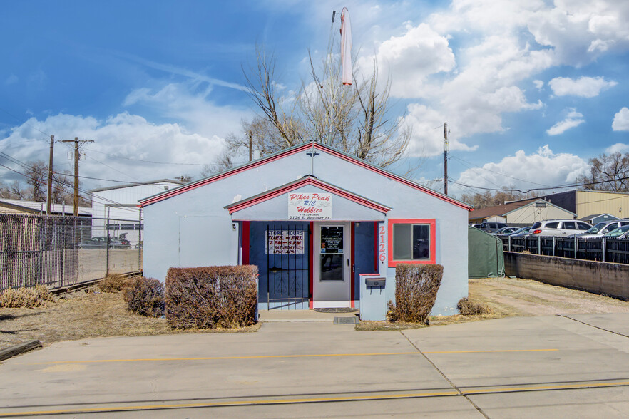 Primary Photo Of 2126 E Boulder St, Colorado Springs Freestanding For Sale