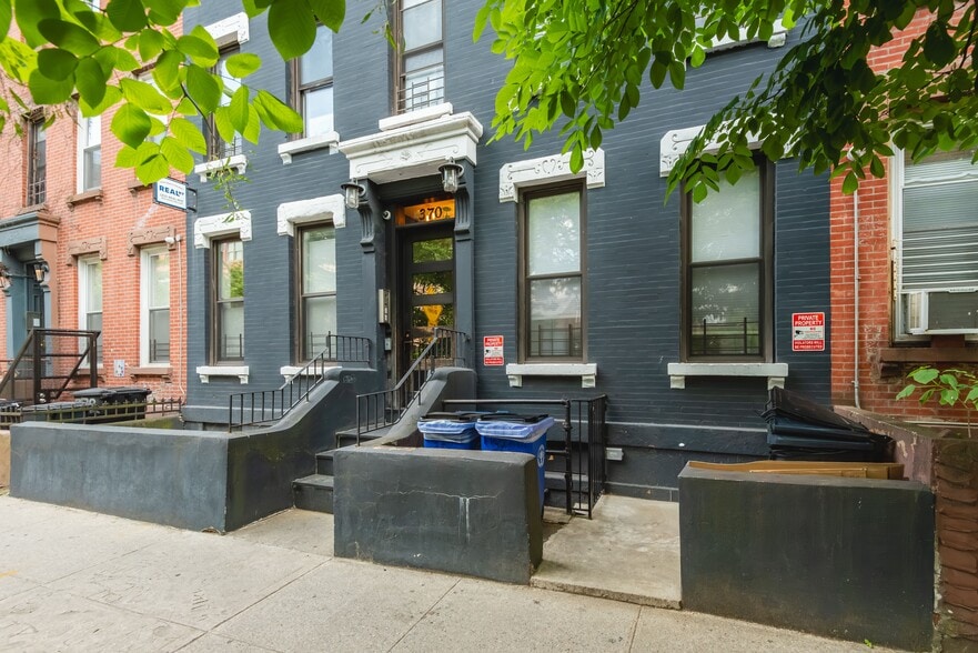 More Photos Of 370 Baltic St, Brooklyn Apartments For Sale