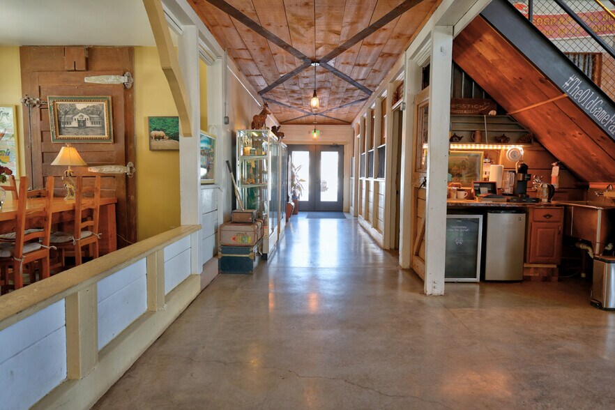 More Photos Of 400 Game Farm Rd, Catskill Hospitality For Sale