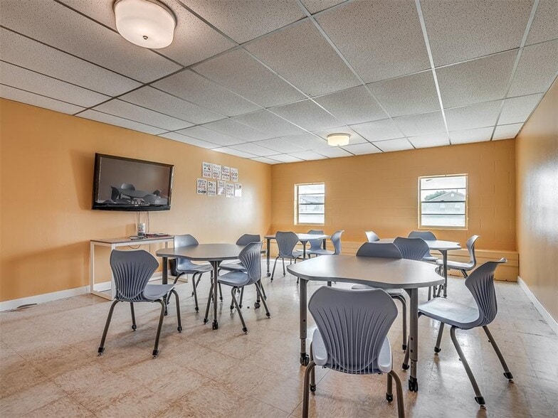 More Photos Of 2000 N Spencer Rd, Oklahoma City Religious Facility For Sale