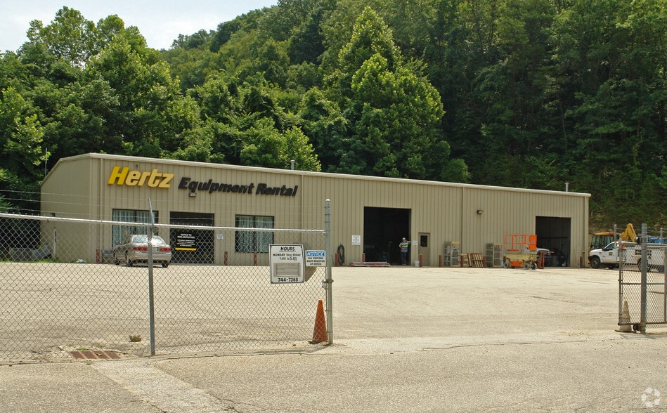Primary Photo Of 1000 Kramer St, South Charleston Service For Lease