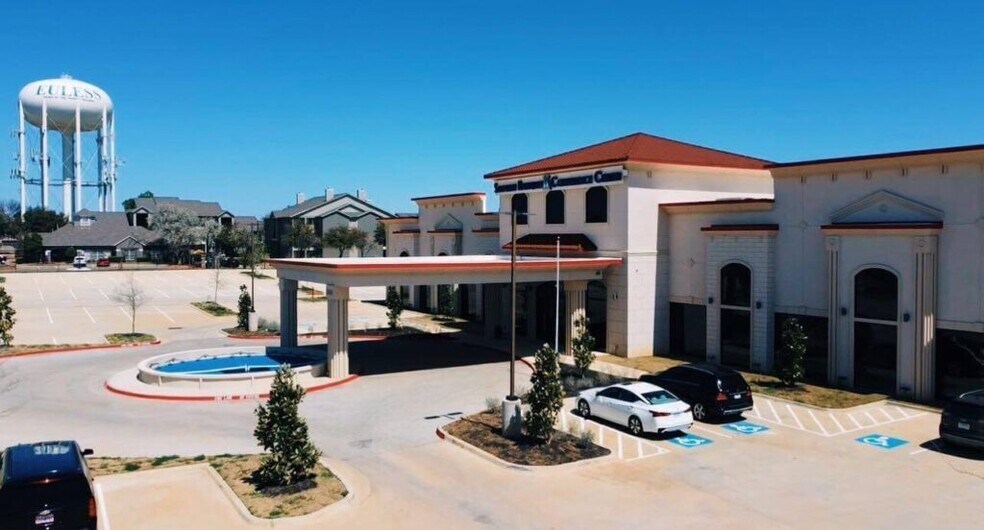 Primary Photo Of 1300 N Main St, Euless Specialty For Sale