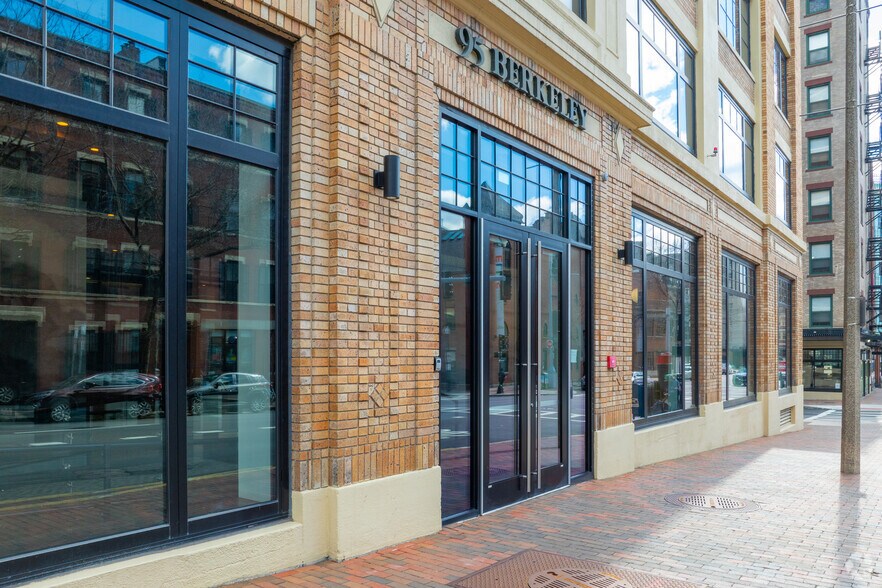 More Photos Of 95 Berkeley St, Boston Office For Lease