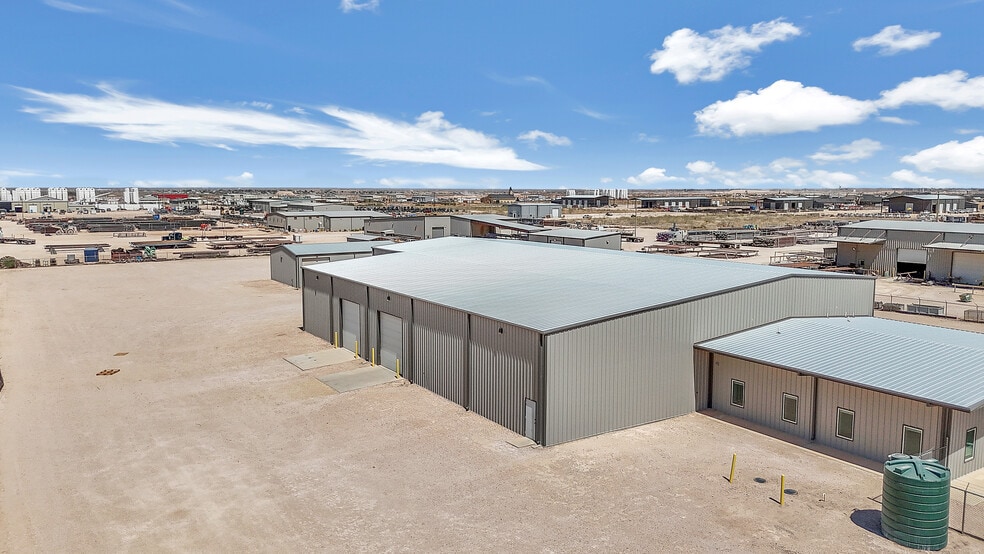 More Photos Of 10712 W County Road 77, Midland Service For Lease
