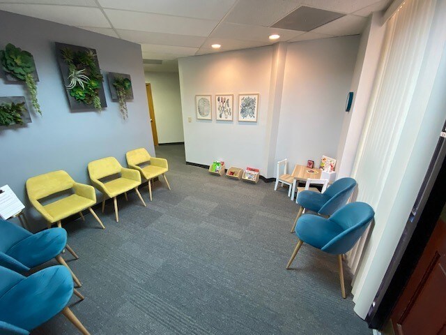 More Photos Of 7493 N Oracle Rd, Tucson Office Residential For Lease