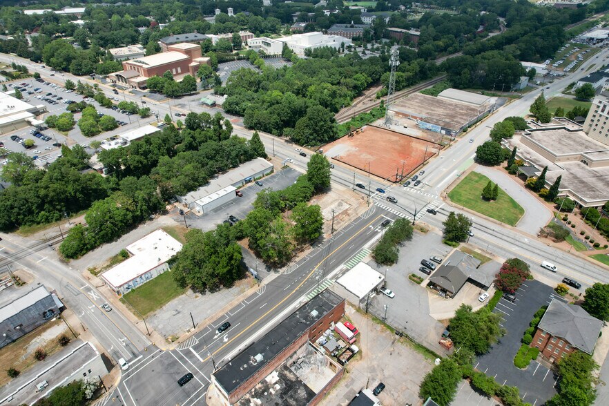 More Photos Of 300 N Church St, Spartanburg Land For Sale