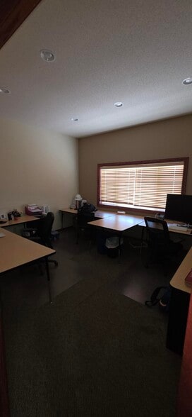 More Photos Of 2163 Northdale Blvd NW, Minneapolis Office For Sale