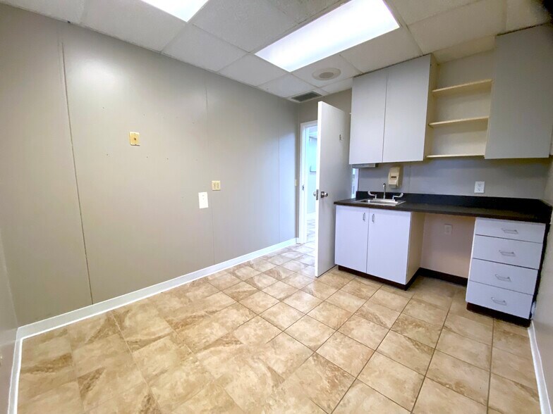 More Photos Of 1500 SE Magnolia Ext, Ocala Medical For Lease