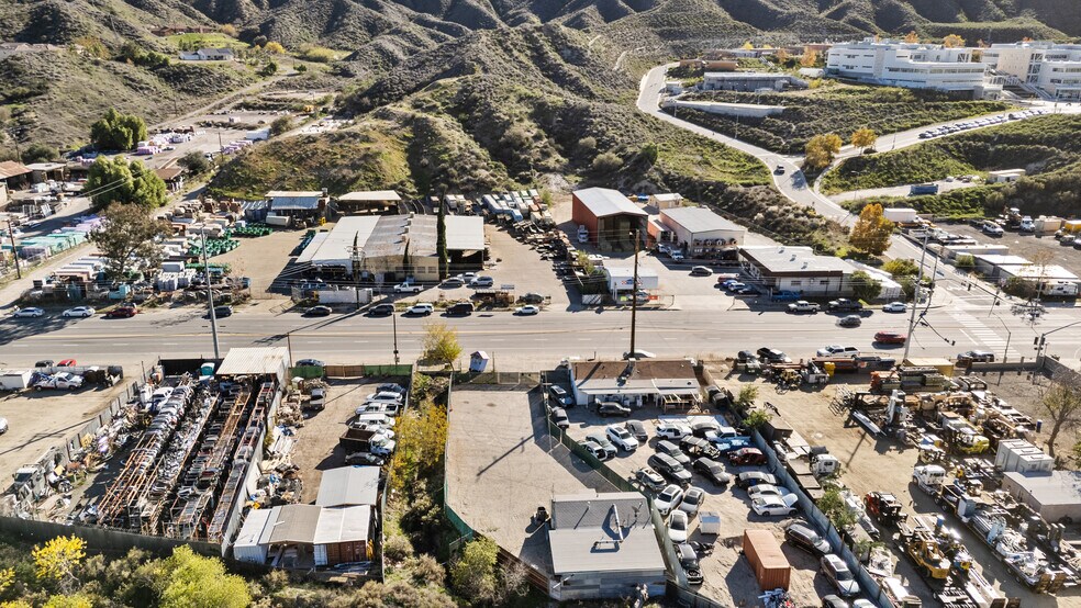 More Photos Of 17007 Sierra Hwy, Santa Clarita Land For Sale