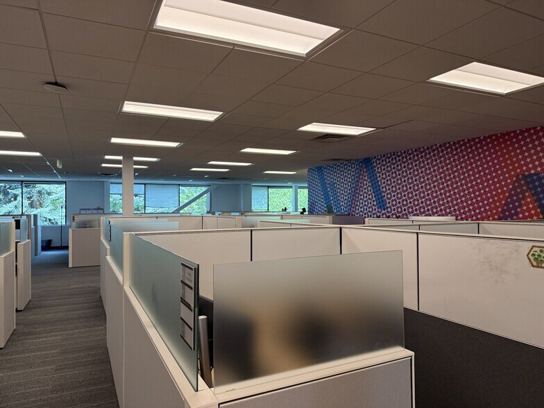 More Photos Of 23321 E Knox Ave, Liberty Lake Office For Lease