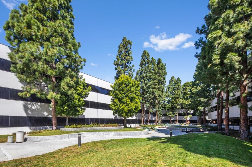 More Photos Of 2377 Crenshaw Blvd, Torrance Office For Lease