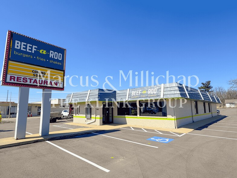 More Photos Of 2401 E Center St, Warsaw Fast Food For Sale