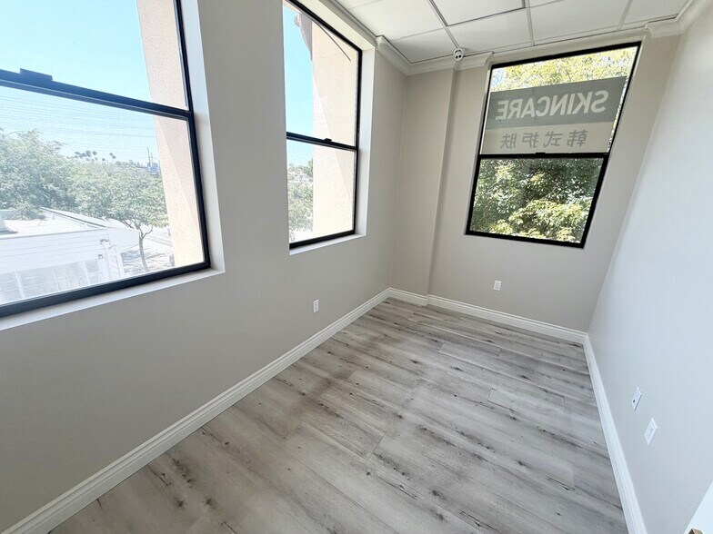 More Photos Of 1320 E Las Tunas Dr, San Gabriel Medical For Lease