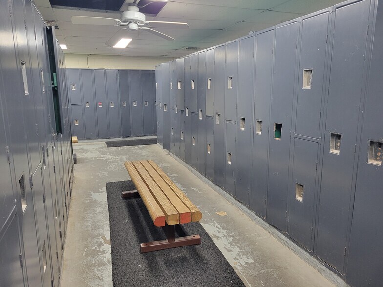 More Photos Of 4905 Mermaid Blvd, Wilmington Health Club For Sale