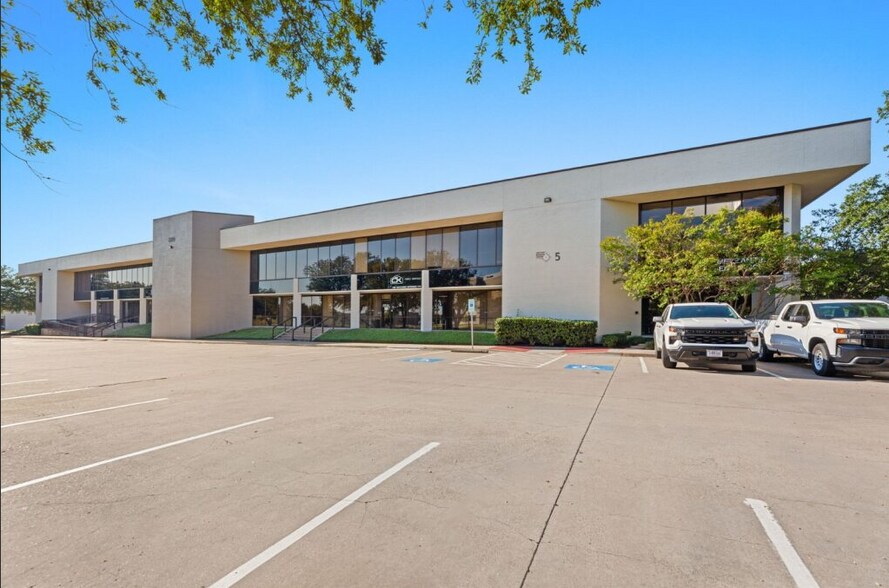 More Photos Of 4300 Beltway Pl, Arlington Unknown For Lease