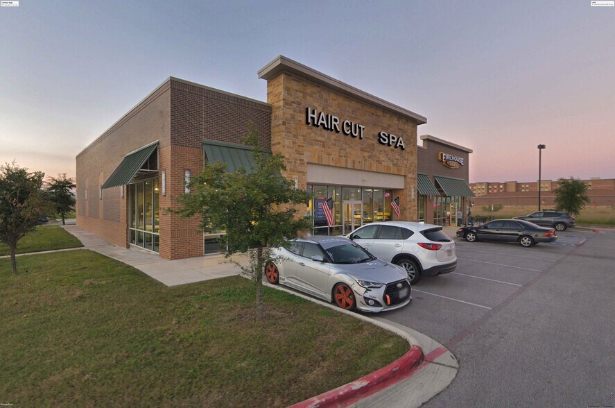More Photos Of 2586 S Interstate 35, San Marcos Storefront For Lease
