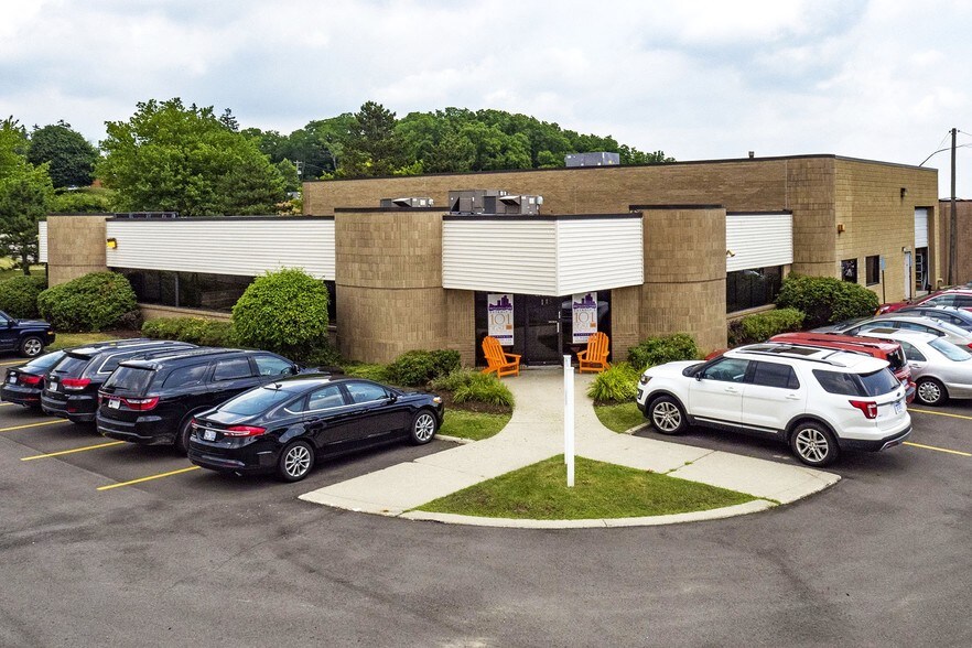 More Photos Of 37655 Interchange Drive, Farmington Hills Light Manufacturing For Lease