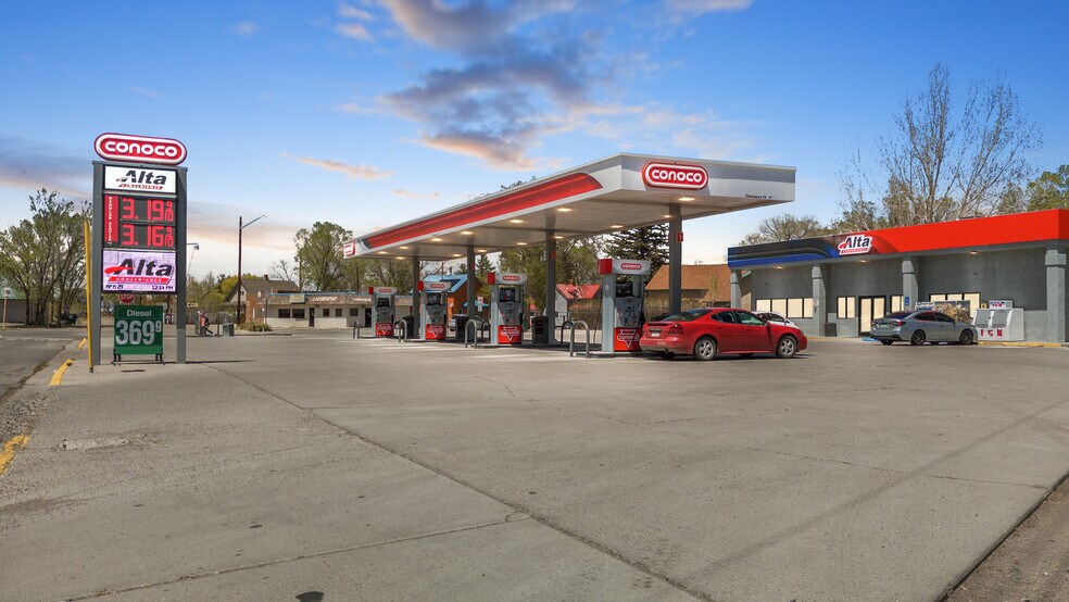 Primary Photo Of 1331 Grande Ave, Monte Vista Service Station For Sale
