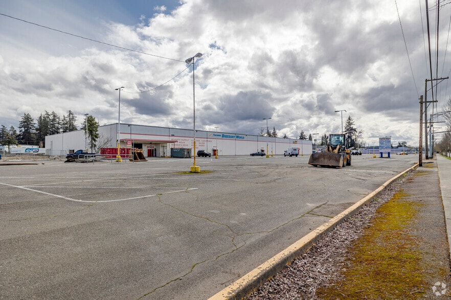 More Photos Of 11013 Pacific Hwy SW, Tacoma Unknown For Lease
