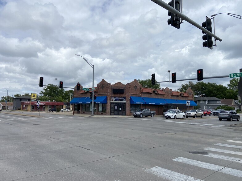 Primary Photo Of 800 N 27th St, Lincoln Drugstore For Lease