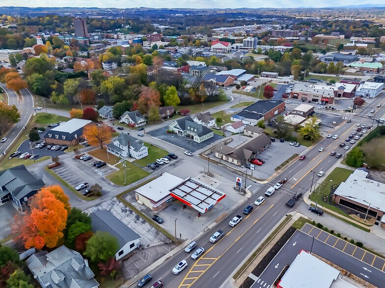 More Photos Of 605 S Washington St, Maryville Convenience Store For Sale