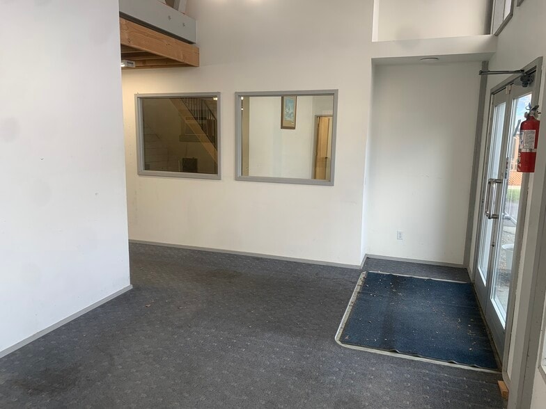 More Photos Of 510 E 5th Ave, Post Falls Freestanding For Lease