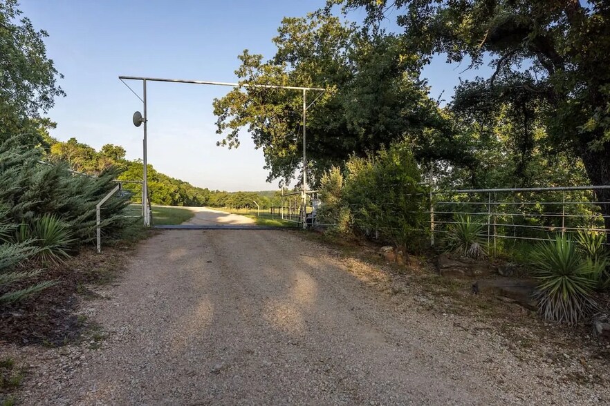 More Photos Of 0 County Road 328, Era Land For Sale