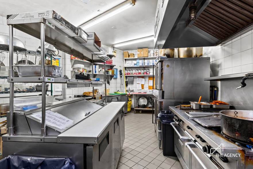 More Photos Of 228 Flatbush Ave, Brooklyn Apartments For Lease