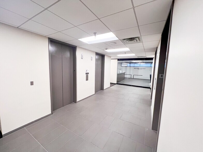 More Photos Of 500 W Illinois Ave, Midland Office For Lease