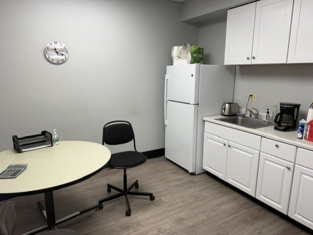 More Photos Of 5606-5736 Corporate Ave, Cypress Research And Development For Lease