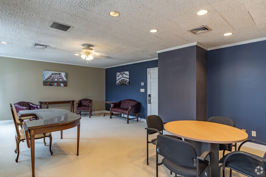 Photo of 7th Floor Ste 710