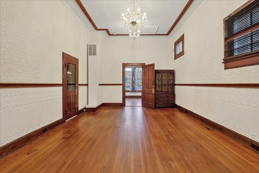 More Photos Of 55 E Front St, Keyport Office For Sale