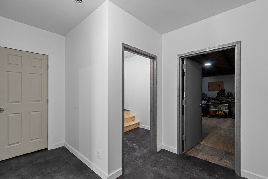 More Photos Of 3547 Kensington Ave, Philadelphia General Retail For Sale