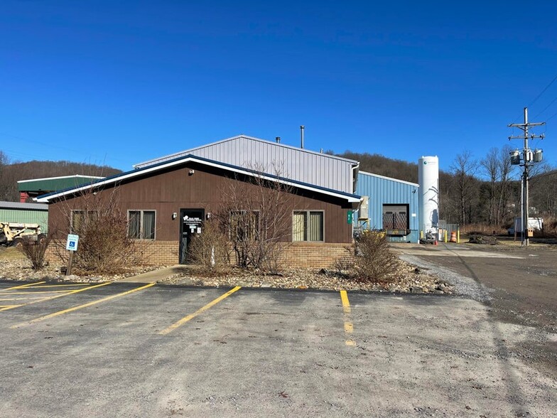 Primary Photo Of 82 Industrial Park Dr, Brockway Distribution For Sale