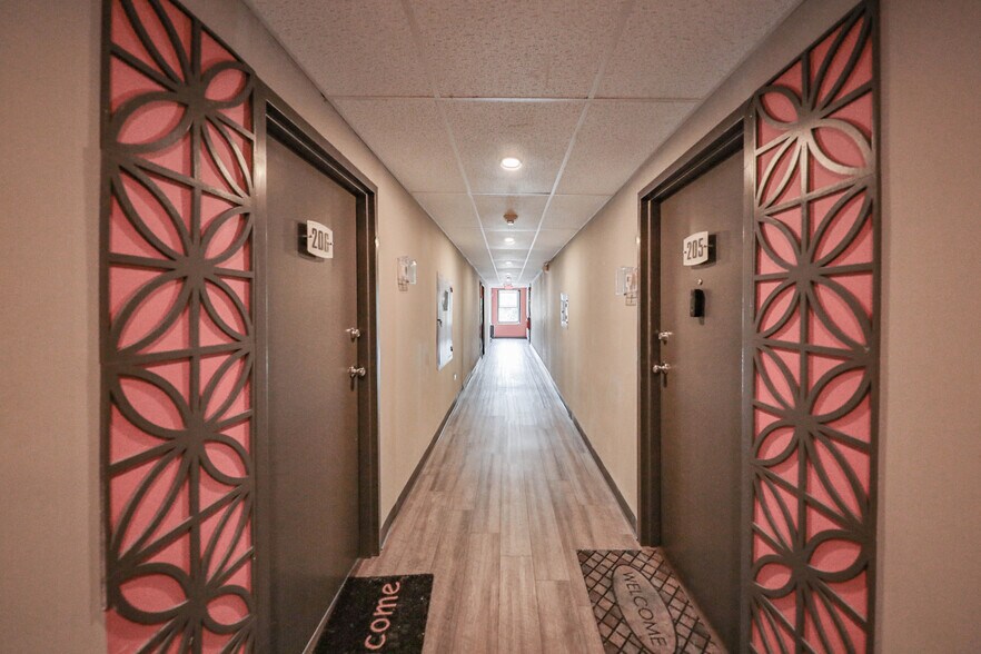 More Photos Of 123 N 2nd St, Easton Apartments For Sale
