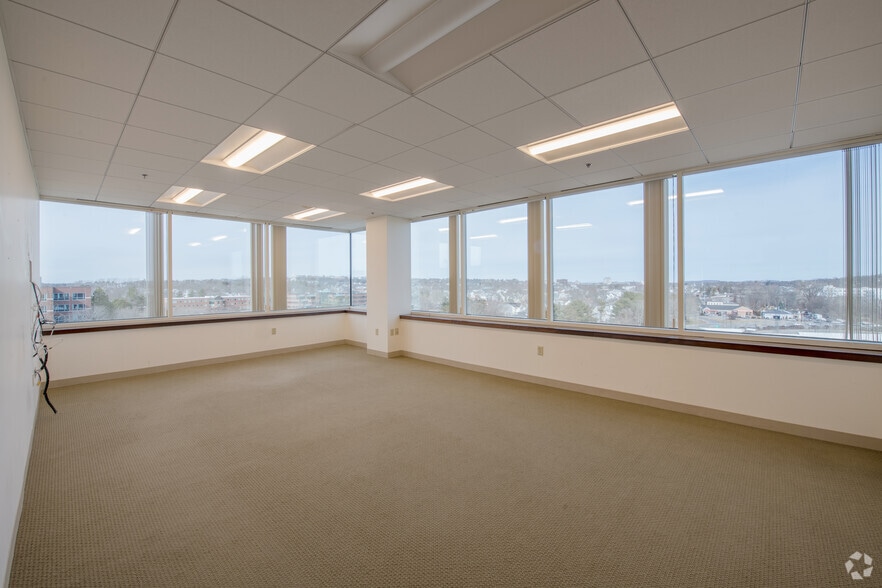 More Photos Of 400 Crown Colony Dr, Quincy Office For Lease