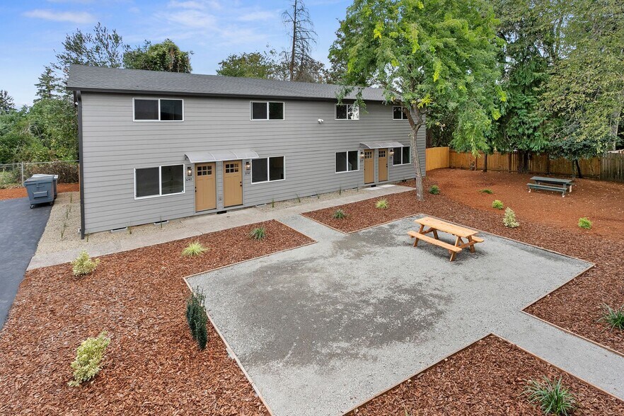 More Photos Of 3254 SE 90th Pl, Portland Apartments For Sale