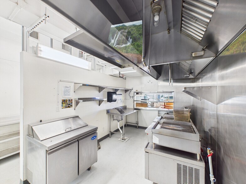 More Photos Of 2509 N Miami Ave, Miami Loft Creative Space For Lease