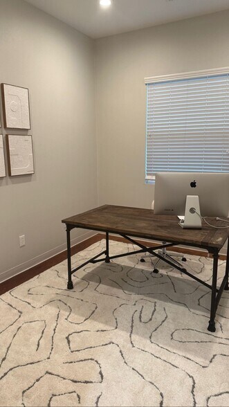 More Photos Of 711 W Bailey Boswell Rd, Saginaw Office For Lease