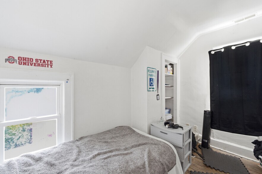 More Photos Of 4170-4174 Broadway, Grove City Multifamily For Sale