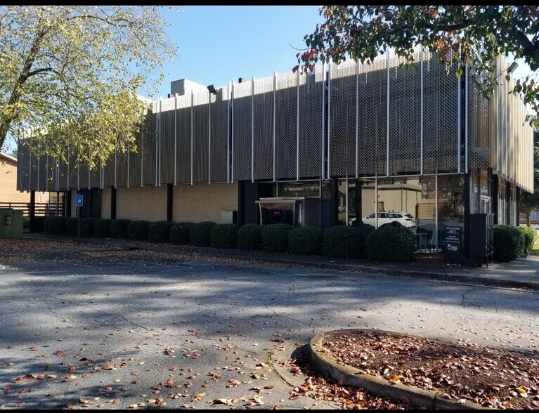 More Photos Of 3581 Main St, College Park Coworking Space