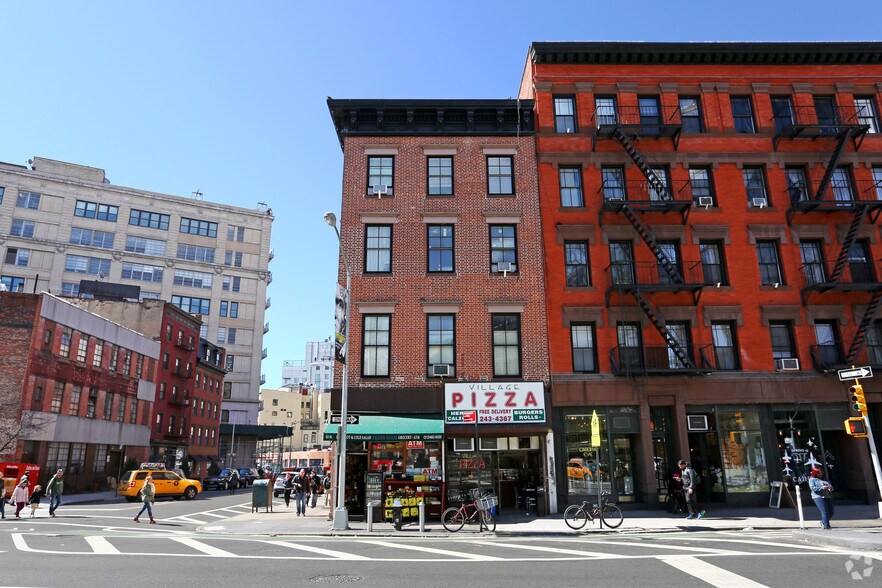 More Photos Of 65 8th Ave, New York Apartments For Lease