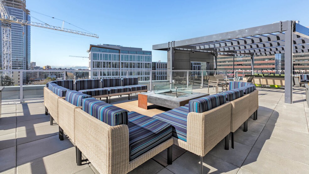 More Photos Of 221 Minor Ave N, Seattle Apartments For Lease