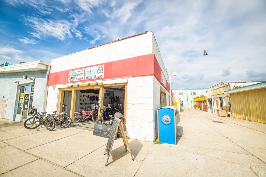 More Photos Of 12 N Pavilion Ave, Carolina Beach Storefront Retail Office For Sale